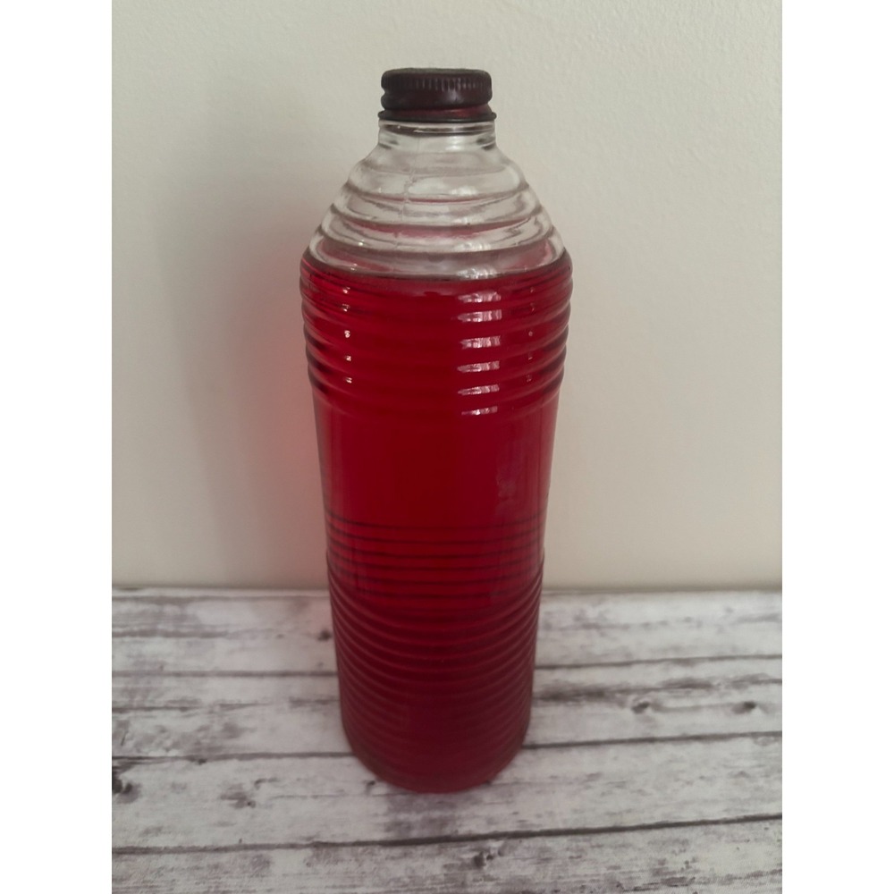 Vintage Old English Red Oil Furniture Polish Ribbed Bee Hive Glass Bottle